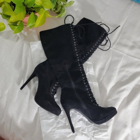 Black Eyelet Lace Up Platform Suedette Boots - Picture 2 of 16